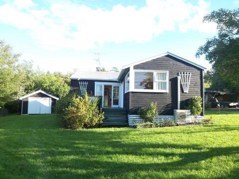 10 Greenwich Street, Waihola