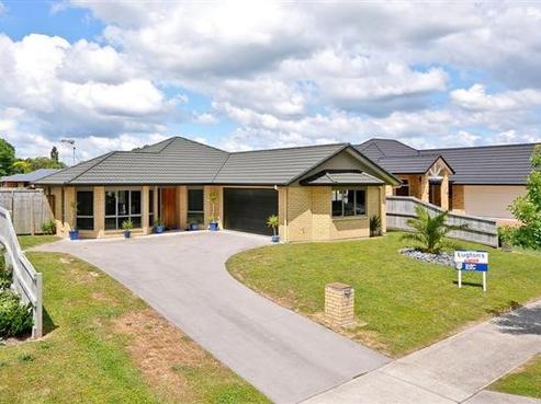 21 Ravenscourt Place, Huntington