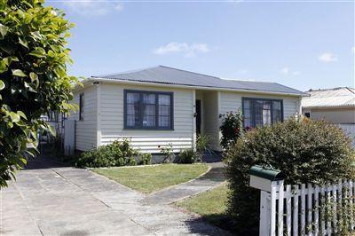 11 Mcgregors Road, Bromley