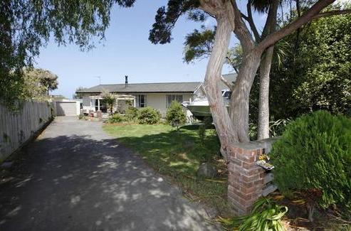 487 Brighton Road, Westwood