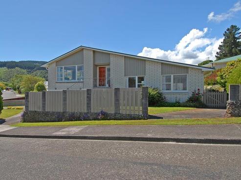 6 Whirinaki Crescent, Heretaunga