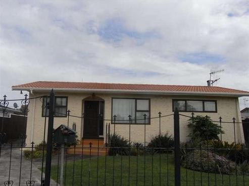 2 Cornwall Road, Springvale