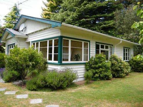 160 Little Akaloa Road, Little Akaloa