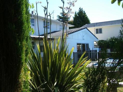 9 Waddington Drive, Naenae