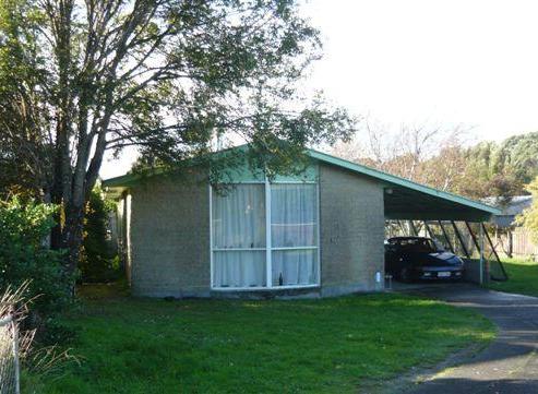 8 Churchill Crescent, Featherston