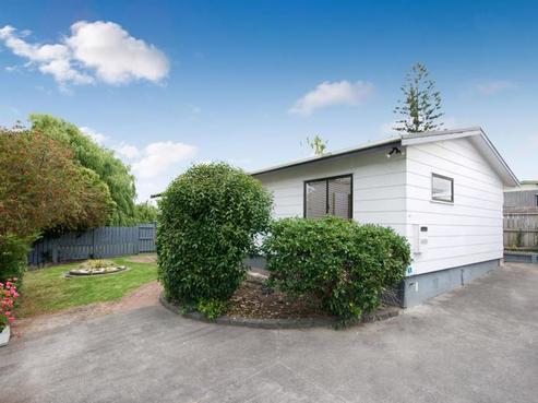 13A Martin Place, Kelston