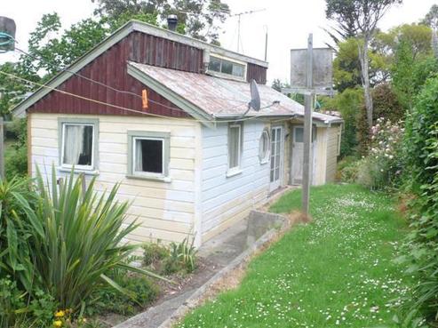 24 Mcintosh Road, Brighton