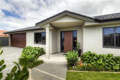 6 Cape Place, Poraiti