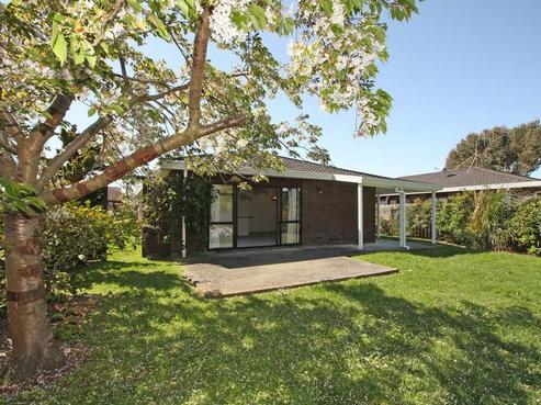 33 The Drive, Paraparaumu Beach