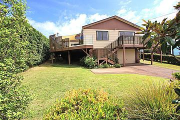 70 Shakespear Road, Army Bay