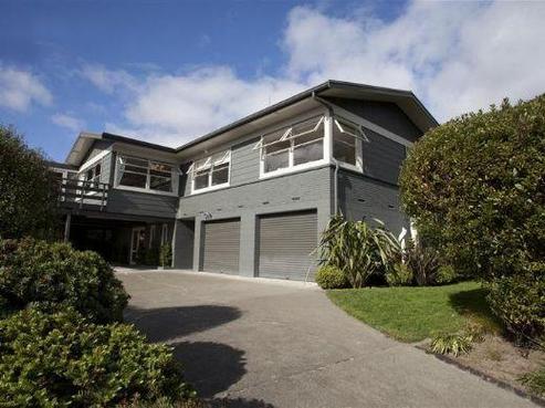 16 Aotea Crescent, Havelock North