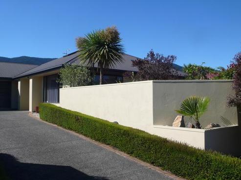 17 Antoine Grove, Richmond