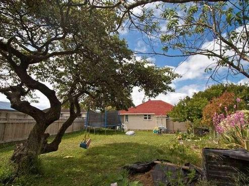 8 Mexted Crescent, Ranui