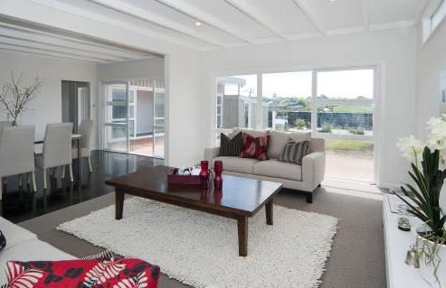 92 Browns Bay Road, Rothesay Bay