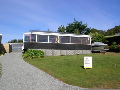 15 Lake View Terrace, Moana / Lake Brunner