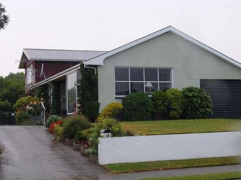 15 Derwent Street, Glengarry
