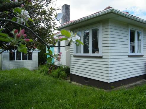 168 Lake Road, Northcote