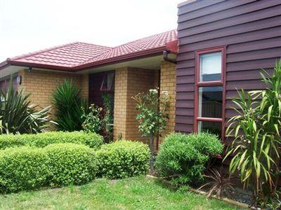 8 Inglis Place, Mahora