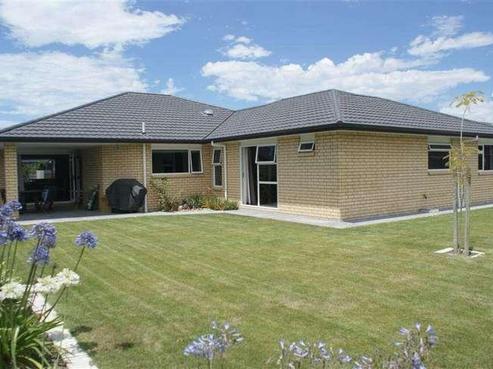 30 Tasman Drive, Poraiti
