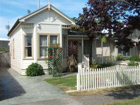 141 Vigor Brown Street, Napier South