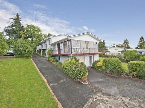 12 Velma Road, Hillcrest