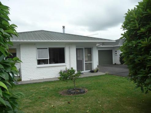 10A Churchill Terrace, Waiuku