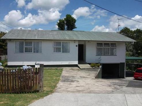 44 Brains Road, Kelston