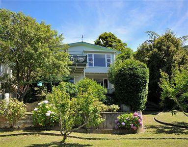 64 Spencer Street, Crofton Downs