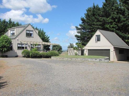 102 Waller Road, Mauku