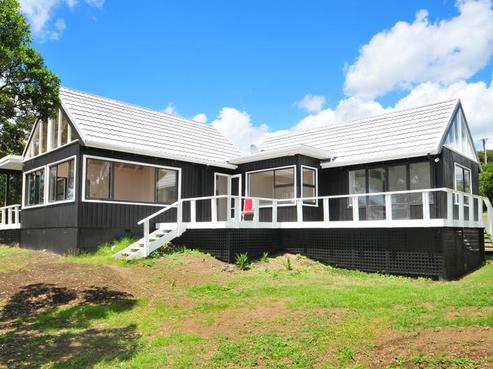 22 Cooper Road, Stanmore Bay