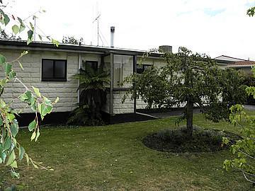 4 Whitestone Crescent, Weston