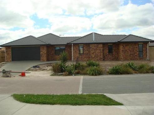46 Darjon Drive, Huntington