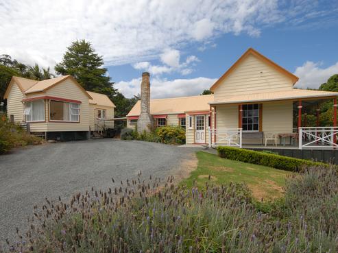 16 Beach Road, Mangonui