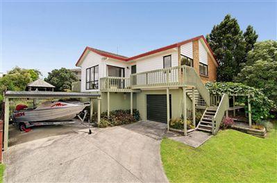 8 Garcia Place, West Harbour