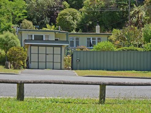 50 Pinehaven Road, Pinehaven