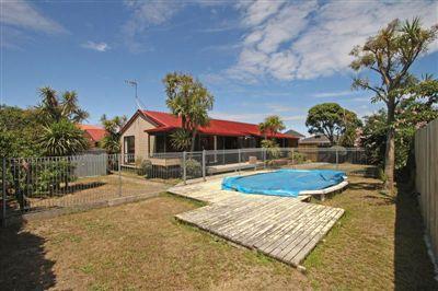 132 Manly Street, Paraparaumu Beach