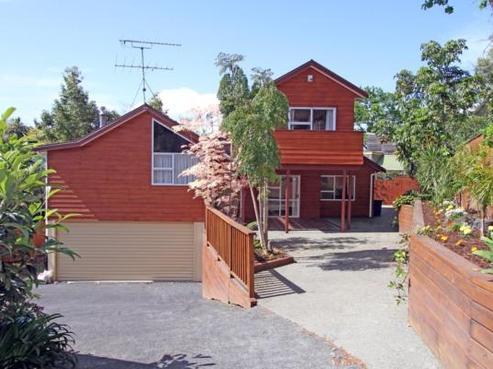 154B Onewa Road, Northcote