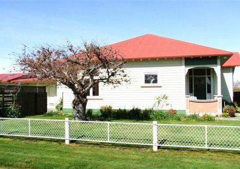 69 Chaucer Street, Milton