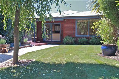 8 Mauger Drive, Heathcote Valley