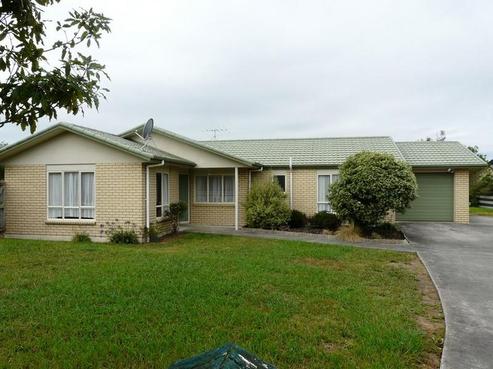 34 Awaroa Stream Drive, Waiuku