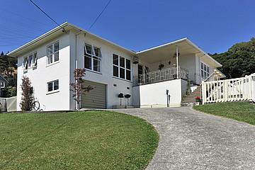 14 Isel Place, Stoke