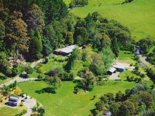 195 Orere-matingarahi Road, Orere Point