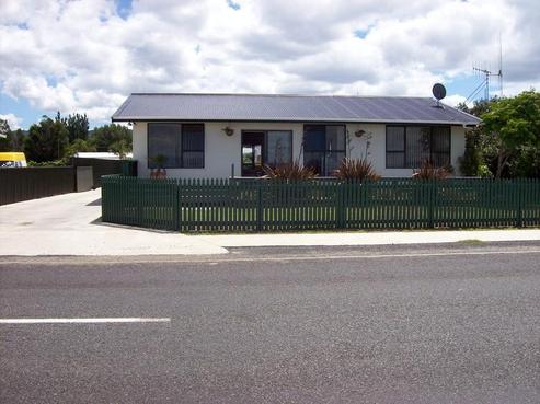 907 East Coast Road, Kaiaua