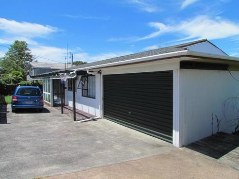 99 College Road, Northcote