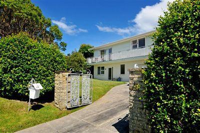 2 Beulah Avenue, Rothesay Bay