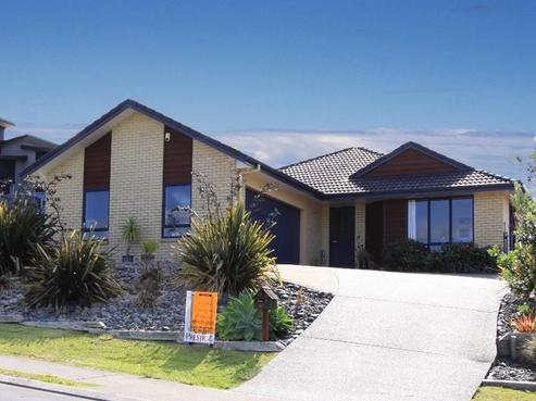 67 Roberta Crescent, Orewa