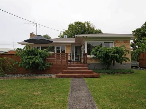 4 Laurence Street, Queenwood