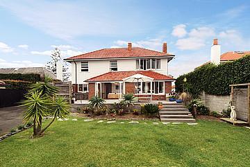 27 Tuhaere Street, Orakei