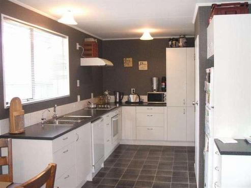 17 Vera Street, Marton