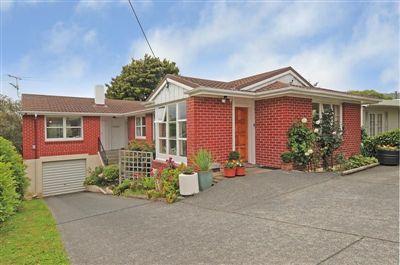 36 Dowling Grove, Silverstream
